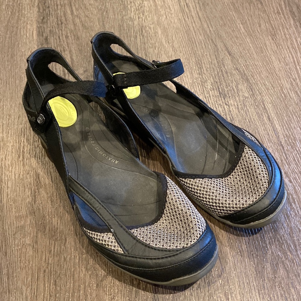Teva Northwater athletic sandal womens size 7